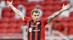 Róger Guedes em partida pelo Al-Rayyan. Foto: NOUSHAD