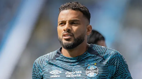 Lateral teve altos e baixos no Tricolor - Foto: Liamara Polli/AGIF.