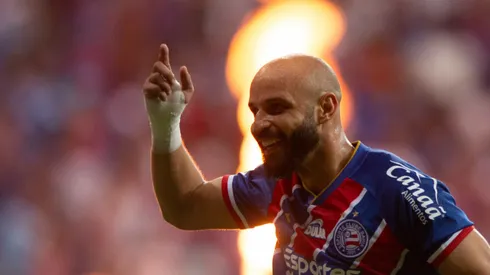 Thaciano é um pedido do técnico Pedro Caixinha para o Santos