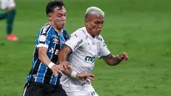 Gabriel Veron (de branco) é alvo de proposta de empréstimo do Santos para 2025