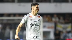 SP - SANTOS - 23/09/2024 - BRASILEIRO B 2024, SANTOS X NOVORIZONTINO - Jair Cunha jogador do Santos durante partida contra o Novorizontino no estadio Vila Belmiro pelo campeonato Brasileiro B 2024. Foto: Reinaldo Campos/AGIF