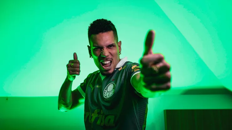 Jogador custou R$ 113,4 milhões - Foto: X/Palmeiras.
