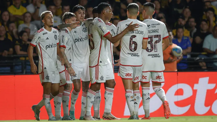 Flamengo de Filipe Luís vem buscando a contratação de jogadores ofensivos nesta janela de transferências