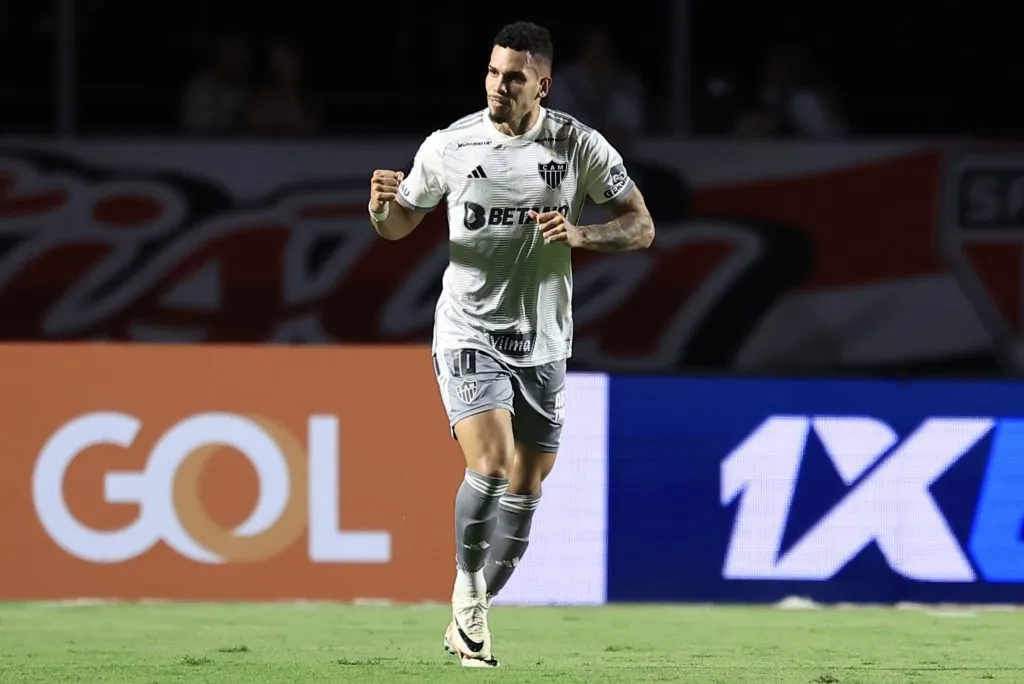 Paulinho em partida pelo Galo. Foto: Marcello Zambrana/AGIF