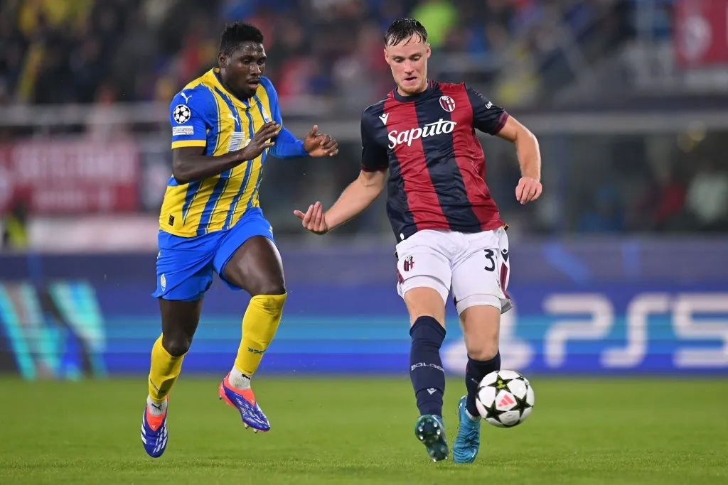 Lassina em partida da Champions League. Photo by Alessandro Sabattini/Getty Images