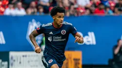 Borrero em ação na MLS, pelo New England Revolution.