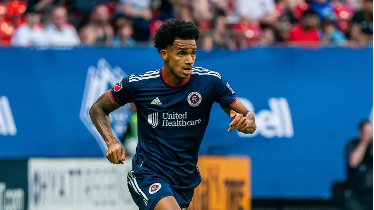 Borrero em ação na MLS, pelo New England Revolution.