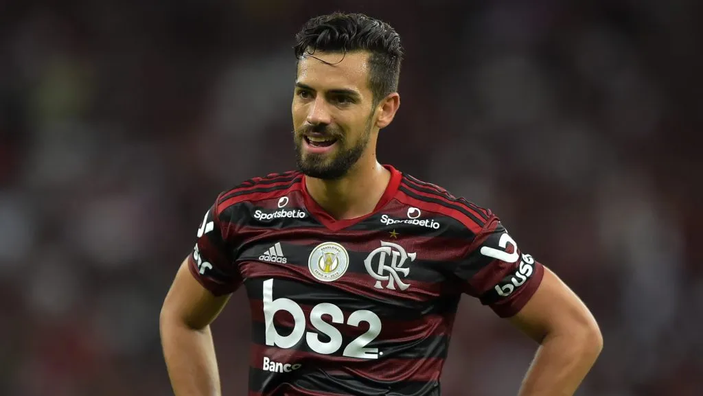 Pablo Marí brilhou pelo Flamengo - Foto: Thiago Ribeiro/AGIF.