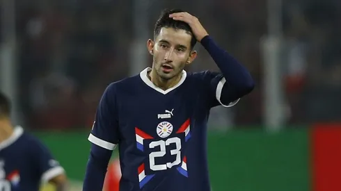Villasanti, volante do Grêmio, pela Seleção Paraguaia - Foto: Marcelo Hernandez/Getty Images