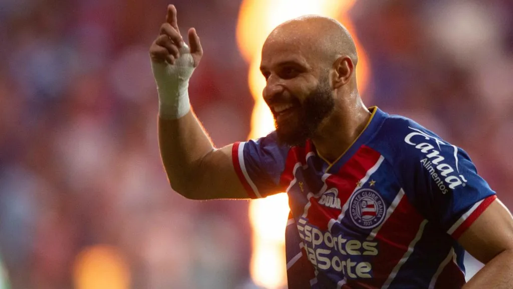 Thaciano está próximo de fechar um acordo com o Santos – Foto: Jhony Pinho/AGIF