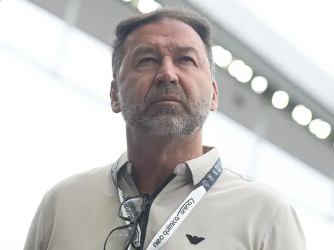 Cadeiras do setor sul da Arena estão sendo removidas