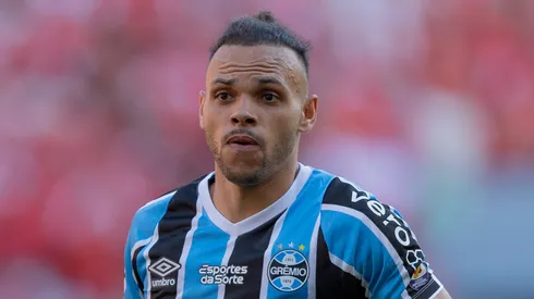 Martin Braithwaite, atacante dinamarquês do Grêmio, em ação pelo Brasileirão