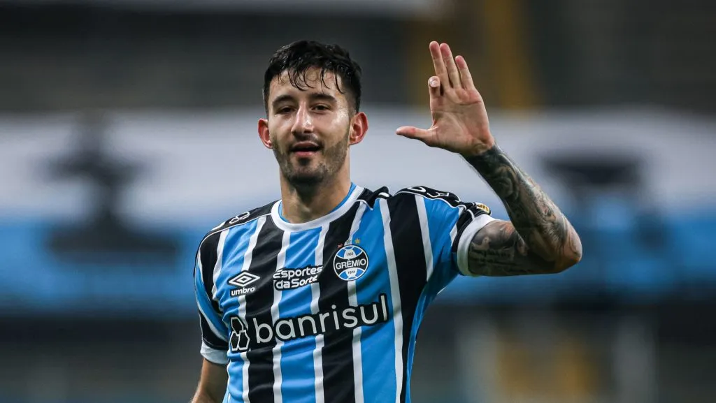 Villasanti pode pintar no Verdão para 2025.