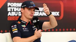 Verstappen em Abu Dhabi (Clive Mason/Getty Images)