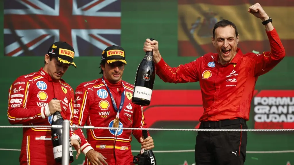 Adami, Leclerc e Sainz pela Ferrari