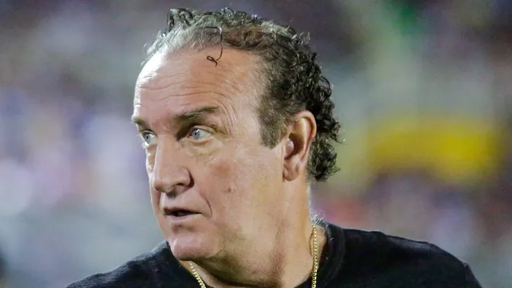 Cuca pode atrapalhar os planos do Peixe no mercado da bola.
