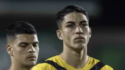 Jair durante jogo do Peixe na Série B.