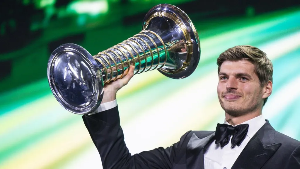 Verstappen no FIA Awards 2024
