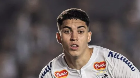 Jair vai acertar com o Botafogo - Foto: Abner Dourado/AGIF.