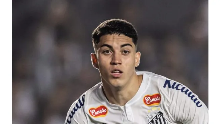 Jair vai acertar com o Botafogo - Foto: Abner Dourado/AGIF.