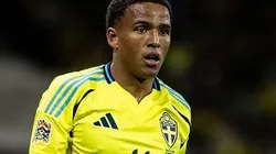 Niclas Eliasson em ação pela seleção sueca - Foto: Michael Campanella/Getty Images