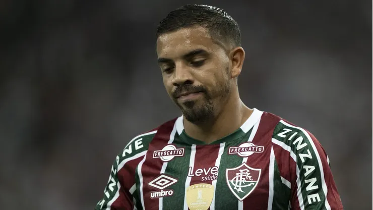 Fluminense deve liberar Terans por empréstimo.