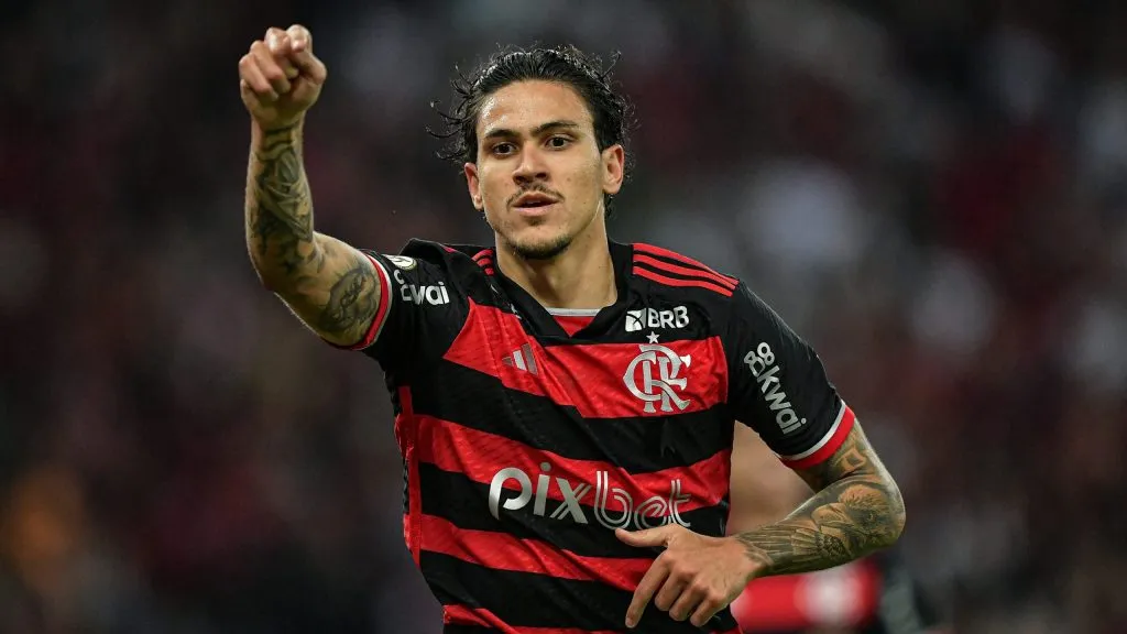 Pedro atacante do Flamengo estará de volta em 2025 após longo período de lesão. Foto: Thiago Ribeiro/AGIF