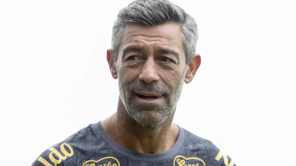 Pedro Caixinha - Foto: Reinaldo Campos/AGIF.