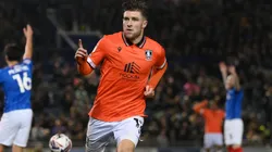 Josh Windass conseguiu avançar na liberação com time inglês para se transferir ao Santos