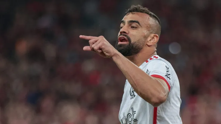 Fabrício Bruno aceitou deixar o Flamengo e voltar ao Cruzeiro em 2025 - Foto: Robson Mafra/AGIF