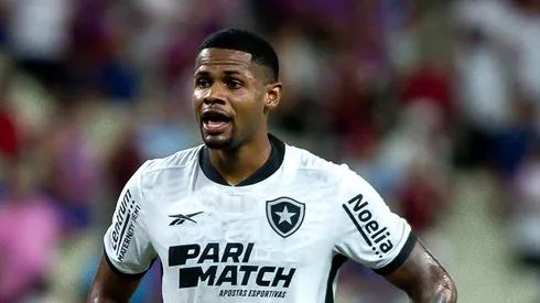 Júnior Santos, atacante do Botafogo, pelo Campeonato Brasileiro
