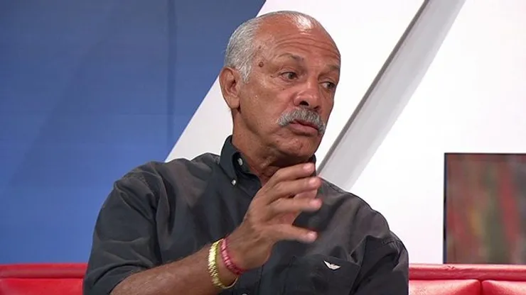 Maestro Júnior durante participação em programa esportivo