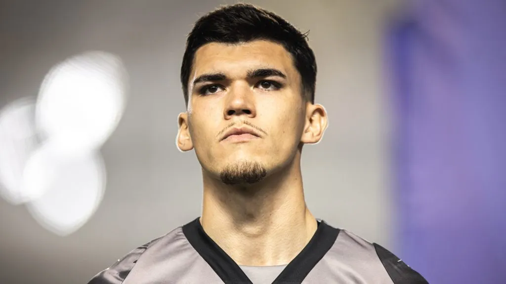 Pedro Morisco jogador do Coritiba pode pintar no Botafogo