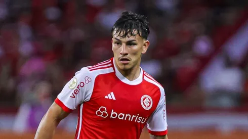 Bernabei em partida pelo Inter - Foto: Maxi Franzoi/AGIF