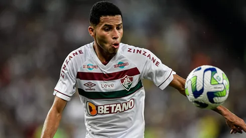 Alexsander ex-jogador do Fluminense durante partida. Foto: Thiago Ribeiro/AGIF