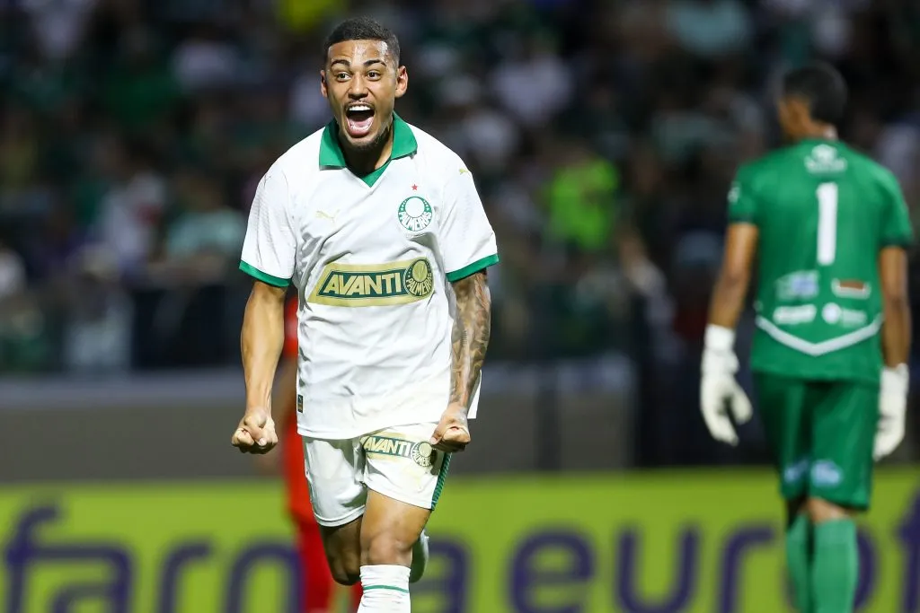 Riquelme Fillipi jogador do Palmeiras comemora seu gol durante partida contra o Santa Cruz-AC na Copa Sao Paulo 2025. Foto: Marco Miatelo/AGIF