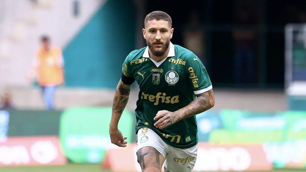 Santos está otimista com para a contratação de Zé Rafael – Foto: Marcello Zambrana/AGIF