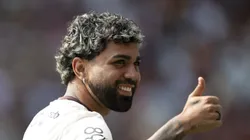 RJ - RIO DE JANEIRO - 01/12/2024 - BRASILEIRO A 2024, FLAMENGO X INTERNACIONAL - Gabi jogador do Flamengo durante aquecimento antes da partida contra o Internacional no estadio Maracana pelo campeonato Brasileiro A 2024.