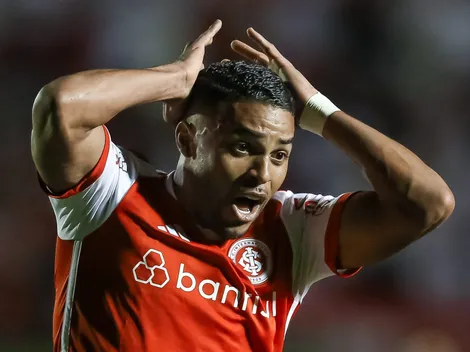 Vasco espera definição do Inter por Wanderson