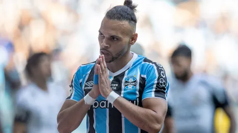 Braithwaite jogador do Gremio lamenta durante partida contra o Corinthians no estadio Arena do Gremio pelo campeonato Brasileiro A 2024. Foto: Liamara Polli/AGIF