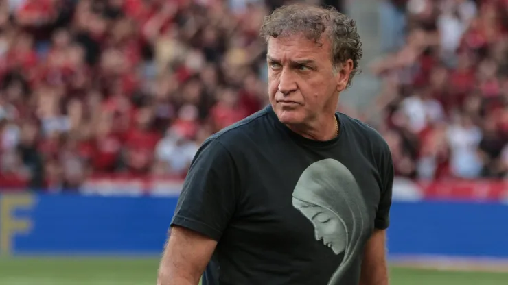 Cuca pede atacante à diretoria do Galo.