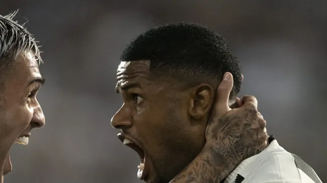 Foto: Jorge Rodrigues/AGIF – Júnior Santos é o reforço sonhado pelo Clube Paulista para atuar no lado direito do ataque.