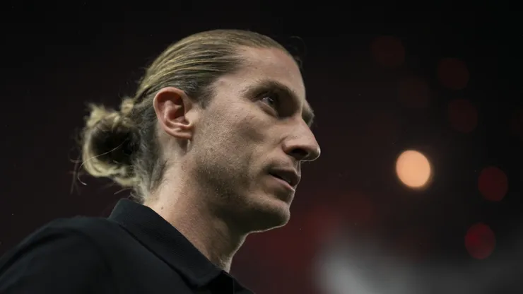 Filipe Luís irá observar os quatro primeiros jogos do "time alternativo" do Flamengo no Cariocão
