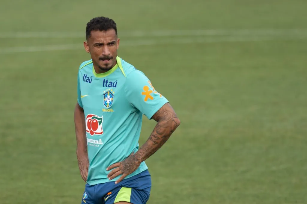 Aos 33 anos, Danilo deve acertar sua ida para o Napoli. Foto: Anderson Romao/AGIF