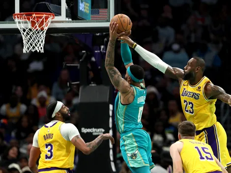 Lakers recebem Hornets para tirar o pé da lama na NBA