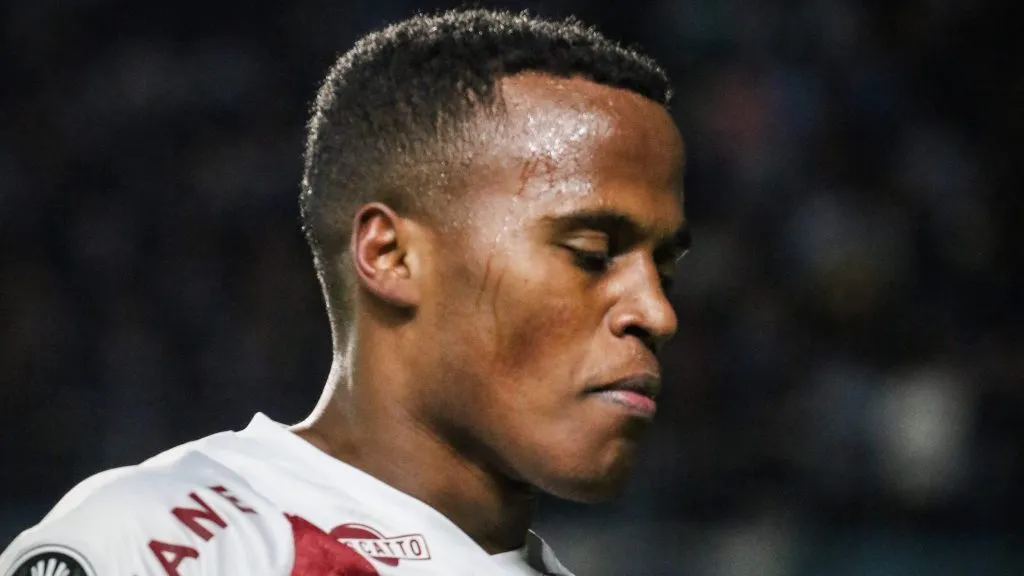 Jhon Arias não tem negociações com o Corinthians - Foto: Leonardo Hübbe/AGIF.