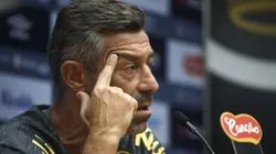Pedro Caixinha não se empolgou com Yusupha Njie até o momento e atacante deve sair da Vila Belmiro