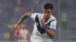 Valentín Gómez, zagueiro do Vélez Sarsfield. Foto: Joaquín Camiletti/Getty Images.
