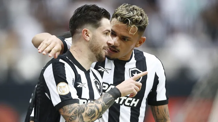 Gustavo Sauer teve momentos bons no Botafogo - Foto: Wagner Meier/Getty Images.