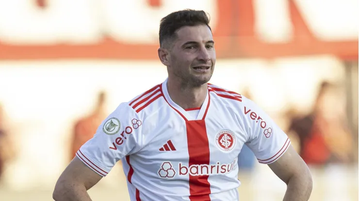 Alario não joga mais pelo Internacional
